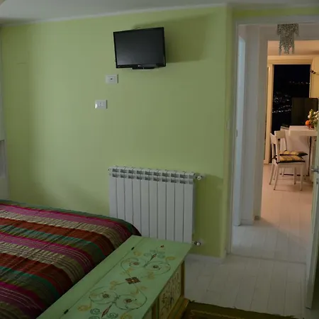 L'attico Oda ve Kahvaltı *